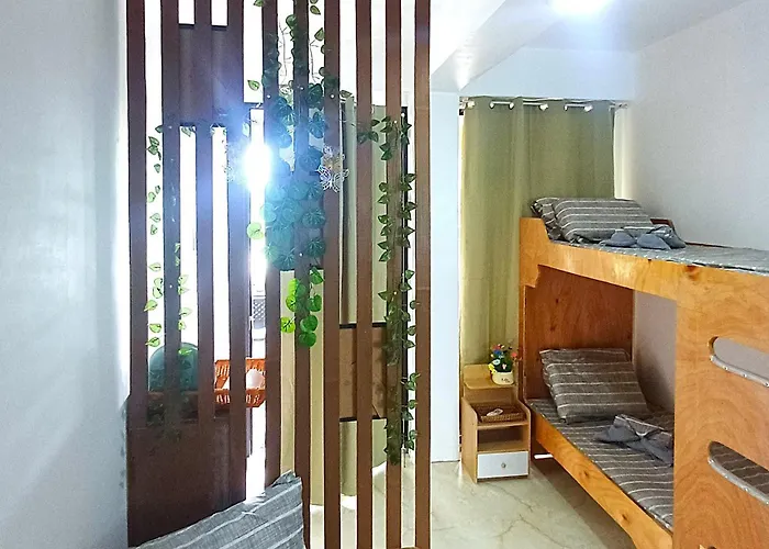 Mal-jays' Place Badian
